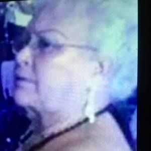 Meet your Posher, Ofelia